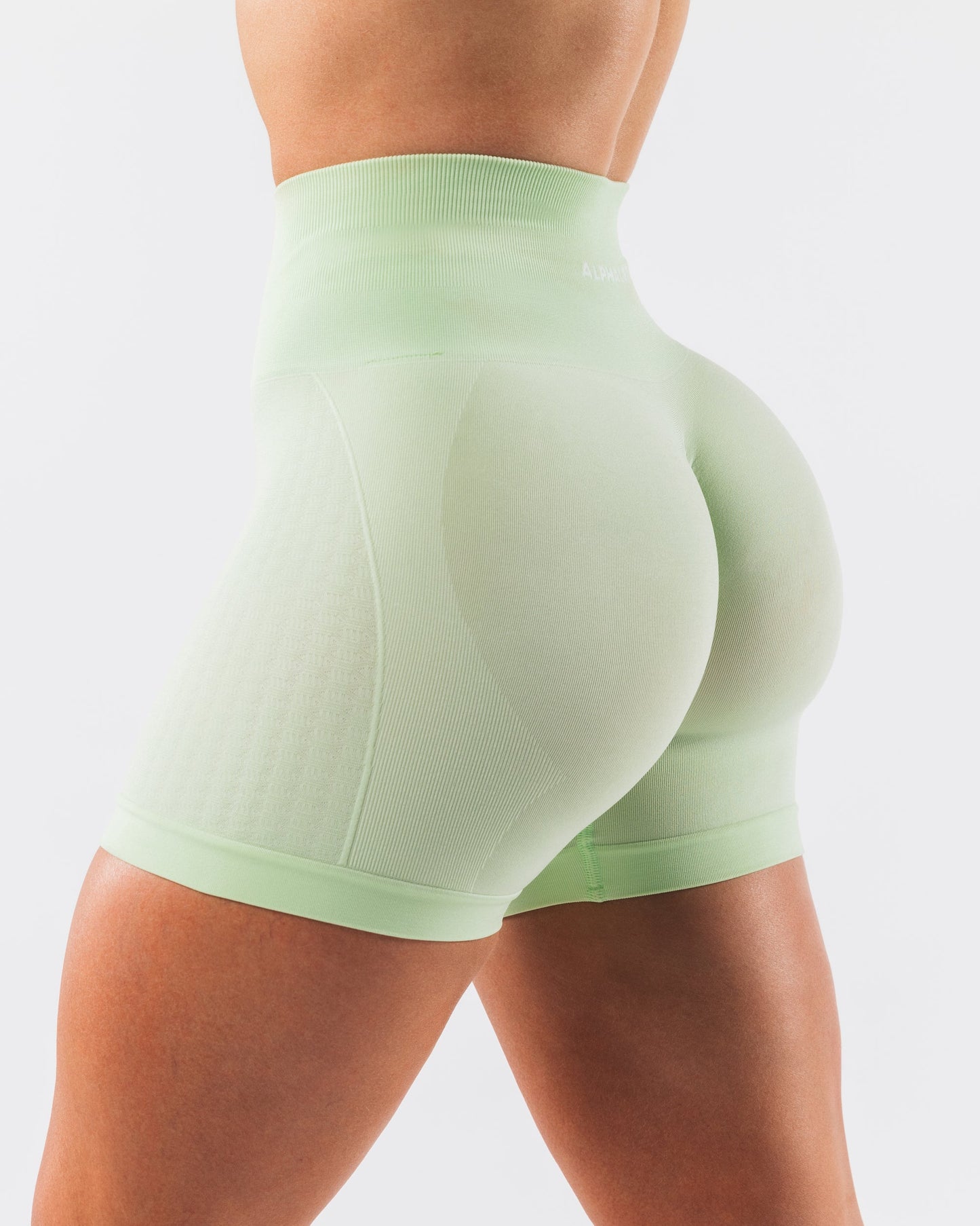 Women's Amplify Contour Short 5"
